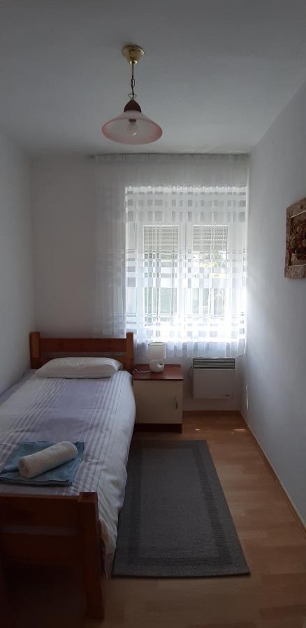 Apartment Ivana Gospić Extérieur photo